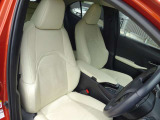 【シート内装】本革/リッチクリーム