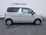 トヨタ認定中古車保証付!(1年間、距離無制限 HV車はHV保証付) 別途延長保証もご用意しております♪ ぜひ現車を確認にご来店ください