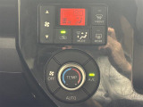 【オートエアコン】車内温度を感知して自動で温度調整をしてくれるのでいつでも快適な車内空間を創り上げます!