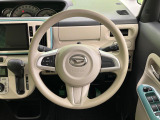 【ステアリングスイッチ】運転中、前方から目線をそらすことなく、オーディオ等の操作が可能な便利機能!安心&快適なドライブを演出してくれます♪