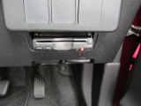 ETCは運転席下部に設置。
