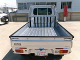 荷台スペースは十分な大きさを確保しています。仕事の道具や趣味の荷物等たくさん積めますね。