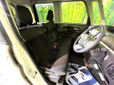 運転席シート廻りは使用感も少なく、良好な状態となっています。丁寧に使われていたことがよくわかりますね。