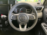 【スマートアシスト】走行中に前方の車両等を認識し、衝突しそうな時は警報とブレーキで衝突回避と被害軽減をアシスト。より安全にドライブをお楽しみいただけます。