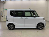 軽自動車、小型車を中心に常時300台展示車を御用意させて頂いております
