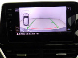 カラーバックモニター搭載しています。リアの映像がカラーで映し出されますので日々の駐車も安心安全です。