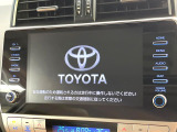 【メーカー純正ナビ】インテリアに溶け込むスタイリッシュな「専用設計」メーカーナビを装備♪視認性や操作性など基本性能にも優れ、より上質なカーライフをお楽しみいただけます。