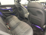 メルセデス・ベンツの定める厳しい基準をクリアしたお車のみをご案内させて頂きます。納車前整備はメーカー規定に基づき当店3Fの指定工場で入念に行なわれます。熟練のメカニックがお客様のお車を整備致します。