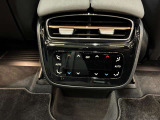 車両は屋内展示しておりますので天候に関係なくごゆっくりコンディションご確認頂けます。車両を倉庫へ保管している場合が御座いますのでご来店前に在庫確認頂けると幸いです。TEL072-784-8800