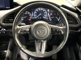 【純正革巻きステアリング】上質な革を使用することで、手にしっかり馴染みとても運転しやすいハンドルです♪