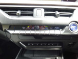 レクサス クライメイトコンシェルジュ(運転席・助手席独立温度調整オートエアコン/花粉除去モード付)