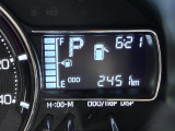 たとえばダイハツのお店にある、たくさんのスマアシ搭載車は、正常に作動する事をしっかり確認します。