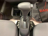 群馬ダイハツでは、安心してお乗りいただけるようにすべての車に検査・クリーニングを実施しています。