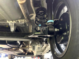お車を安心してお乗りいただく為には、足回りの定期点検が欠かせません。サービスサポート(有償保証)では無料点検もご提供しており、安心のカーライフをお過ごしいただけるサポート体制が整っています。