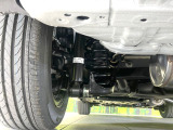 お車を安心してお乗りいただく為には、足回りの定期点検が欠かせません。サービスサポート(有償保証)では無料点検もご提供しており、安心のカーライフをお過ごしいただけるサポート体制が整っています。