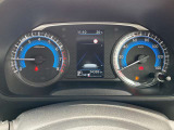 視認性の高いメーターで運転情報を的確に把握できます!