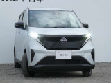LEDヘッドライトです。ハイビームアシスト・ヘッドランプをハイビームにして走行中、前方の対向車や先行車がいたり、明るい場所を走行すると自動でロービームになります。