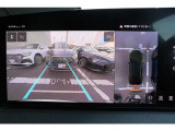 サラウンドビューカメラと8個のセンサーで駐車をサポートしてくれます。