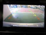 バックカメラで車庫入れも空から見ている様に駐車できラクラクです。
