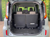 普段のお買い物や通勤、送迎等に十分な荷室スペースを確保しております。セカンドシートを倒すと、大きな荷物の積載も可能です♪