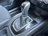 パーキングもスイッチ式!AUTOHOLDのスイッチも☆信号待ちの時などに、ブレーキを保持してくれます☆おススメの装備です♪♪