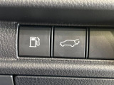 【パワーバックドア】スマートキーや運転席のボタンを押すだけでリアゲートが自動で開閉します!荷物を持っている時や、高い位置にあるバックドアを閉める際に便利な機能です♪