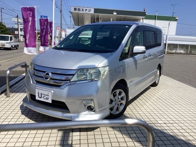 日産 セレナ 