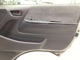 当店の車はルームクリーニング施工済み!納車前には手がけWAX、室内仕上げ清掃で納車をおこなっております!