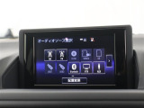 オーディオソース機能が搭載していて車内で音楽なども聴けてドライブの際など盛り上がる!