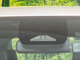 【プリクラッシュセーフティ】前方の車両等を検知し、衝突しそうな時は警報で注意を促し、ブレーキを踏む力をサポート。ブレーキを踏めなかった場合は衝突被害軽減ブレーキが作動、衝突回避をサポートします。