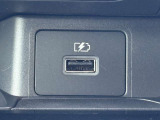 UCBポート充電使えます。