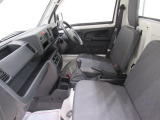 中古車は一物一価、同じようなお車でも、整備状況、外内装の状態など様々です。