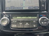 オートエアコンなので好きな温度を設定することで車内をいつでも快適に保てます