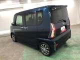 両側電動スライドドアで送迎も楽になりますね。