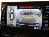バックガイドモニターで、後方を確認しながら安心して駐車することができます。運転初心者も熟練者も必須の機能ですよ!