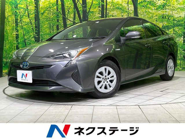 トヨタ プリウス 