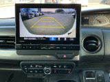 バックカメラも装備しております。車庫入れの苦手なお客様も安心!重宝してくれます!