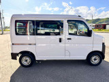 両側スライドドアになってますので、非常に楽に乗車できます。