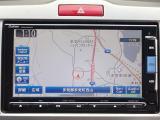 バックカメラも装備しております。車庫入れの苦手なお客様も安心!重宝してくれます!