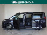 両側パワースライドドア付きだから、狭い駐車スペースなどでの 乗り降りラクラク!小さなお子さまのいるご家庭には嬉しい装備。