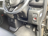車両移動中などもあり、店舗に行かれる前に在庫確認をお願いしております。ぜひ連絡いただきその後ご来店をお願い致します