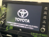 【9インチ ディスプレイオーディオ】大画面ディスプレイへお持ちのスマートフォンと連携して、ナビやbluetoothでの音楽再生が可能です♪デザインはもちろん操作性も良好!別途ナビ機能の取付可能です♪