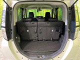 普段のお買い物や通勤、送迎等に十分な荷室スペースを確保しております。セカンドシートを倒すと、大きな荷物の積載も可能です♪