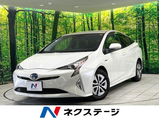 トヨタ プリウス 
