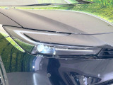 【シーケンシャルターンランプ付きLEDヘッドライト】人気の『流れるウィンカー』付きのLEDヘッドライトを装備♪高級感はもちろん、点灯時は存在感たっぷりで他車からも認識されやすく安心です。