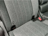 ISOFIX(後部座席)両サイド。小さなお子様のチャイルドシートを安心に取り付けできます☆