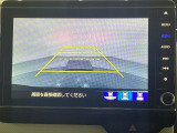バックでの車庫入れも安心です! リアカメラが付いているバックモニター付のナビを装備しております。操作線もついており距離感も画面から確認できます。