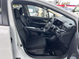 「シート高調整&チルトステアリング」で小柄な方も運転しやすいポジションに調整できます。