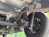 お車を安心してお乗りいただく為には、足回りの定期点検が欠かせません。サービスサポート(有償保証)では無料点検もご提供しており、安心のカーライフをお過ごしいただけるサポート体制が整っています。