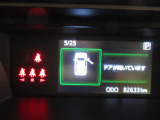 たとえばダイハツのお店にある、たくさんのスマアシ搭載車は、正常に作動する事をしっかり確認します。